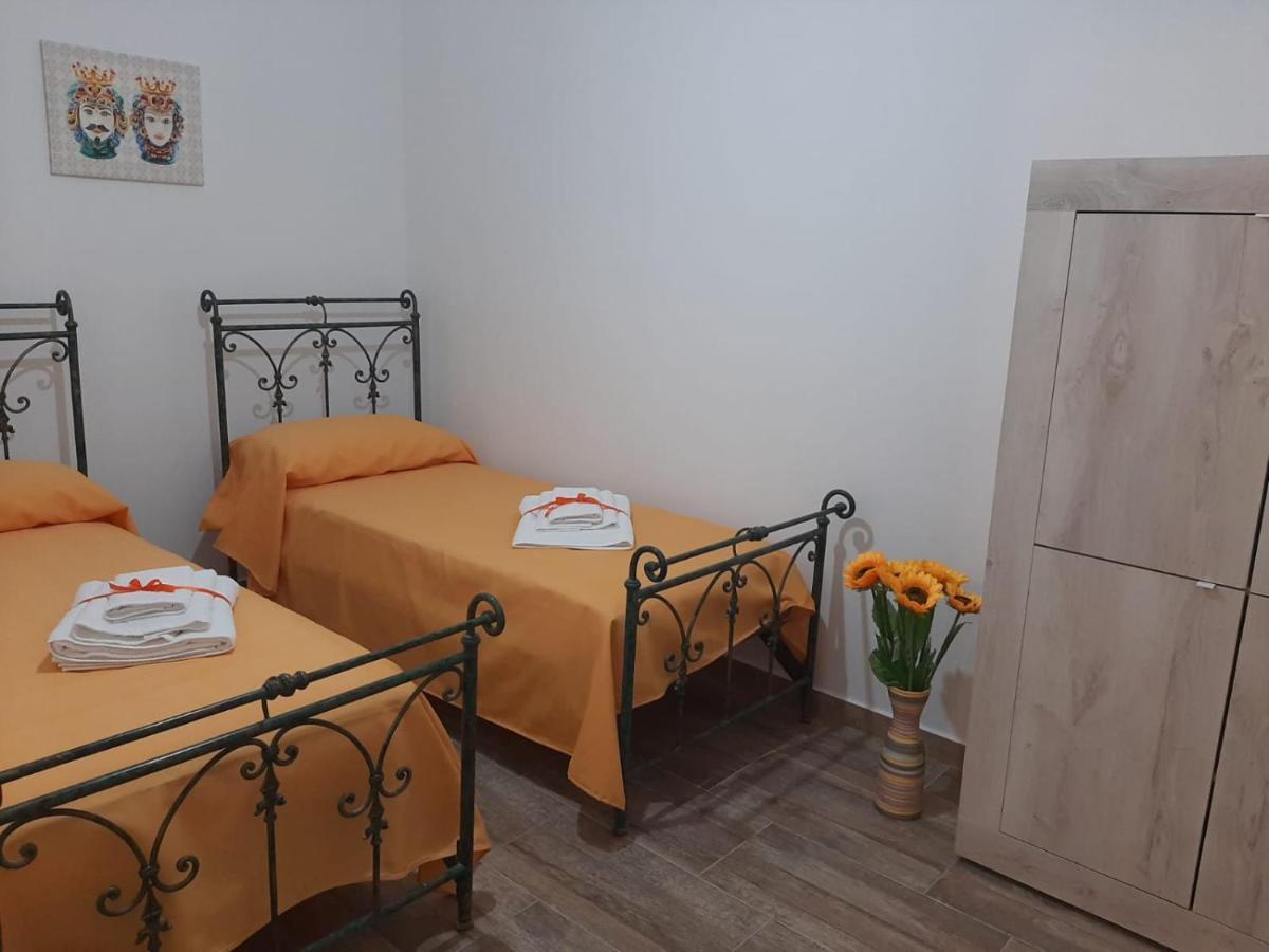 Casa Vacanze Il Girasole Bagheria Eksteriør billede